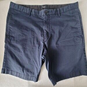 Theory Men's Zaine Solid Twill Blue 8" chino Shorts size 34
